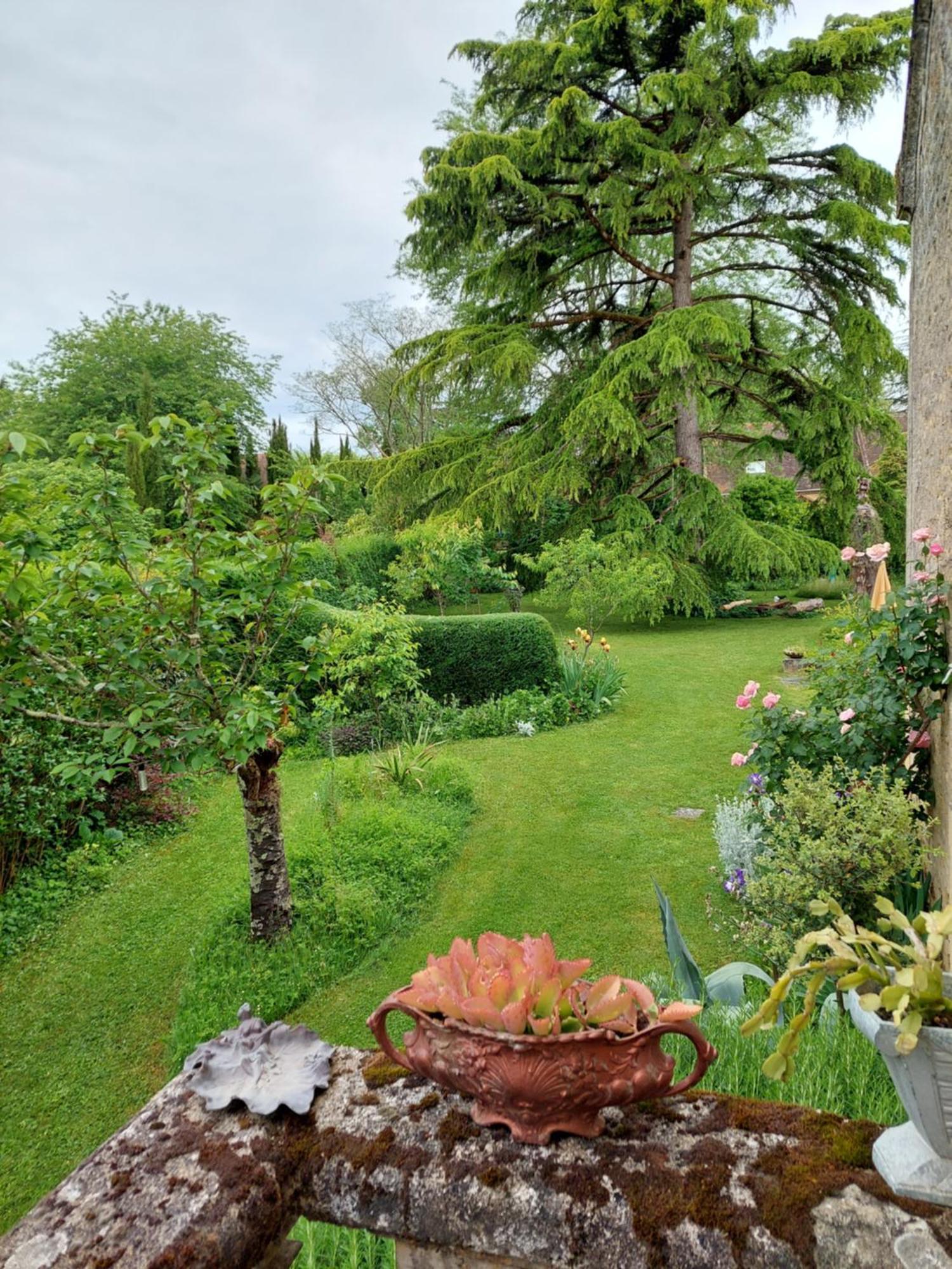 Rue du Château Lalinde Exterior foto